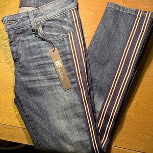 NWT Kut From the Cloth Size 2/26 Catherine Ankle Straight Leg with Striping
